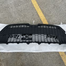 20-22 Toyota Corolla Bumper Grille 