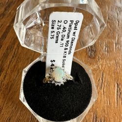 Opal W Diamond Ring
