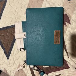 Teal Wrangler Wristlet/W Wallet