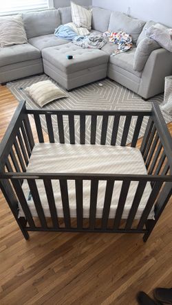 Mini Crib