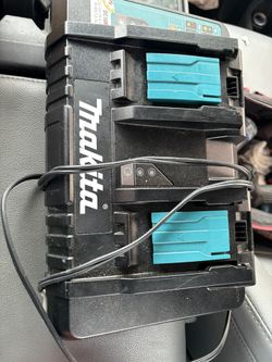 Makita Dual Charger With USB Charger