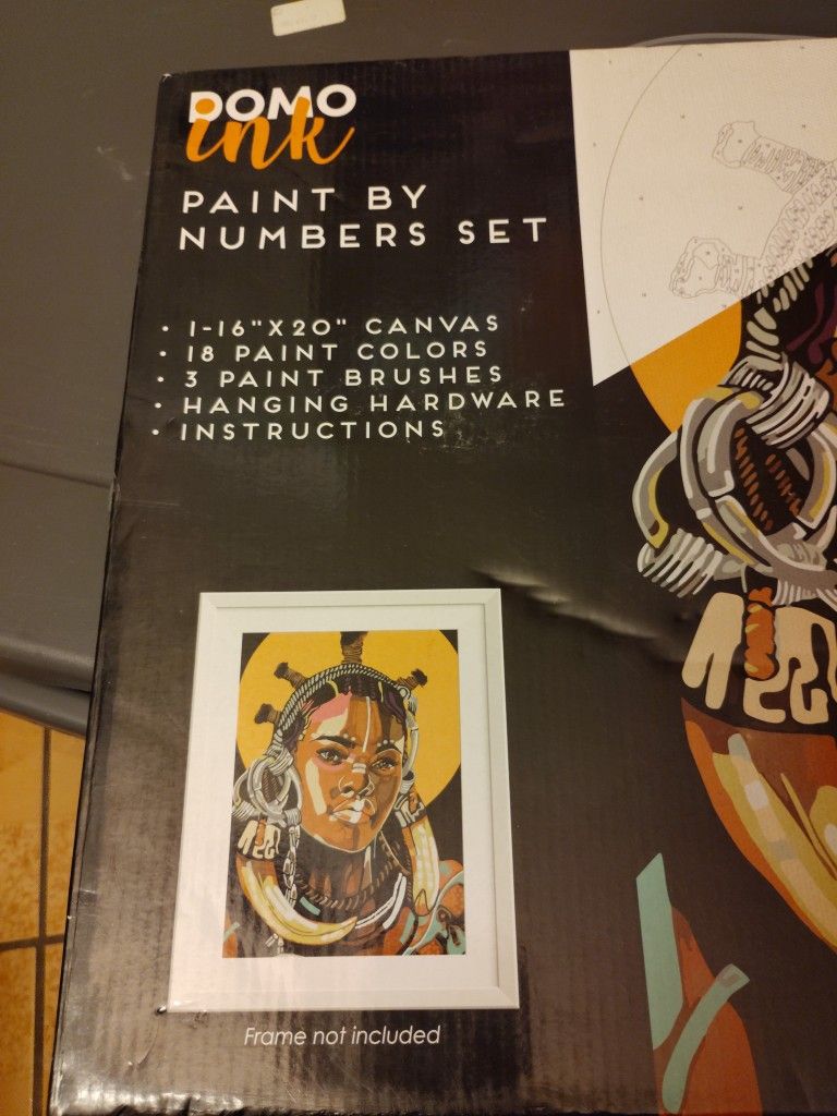 Brand New In Box Paint By # Set (The Queen Is Black) Domo Ink