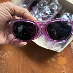 Lot of 9 Purple Retro Cat-Eye Sunglasses – Party Favors / Dress-Up Accessories – New in Bags