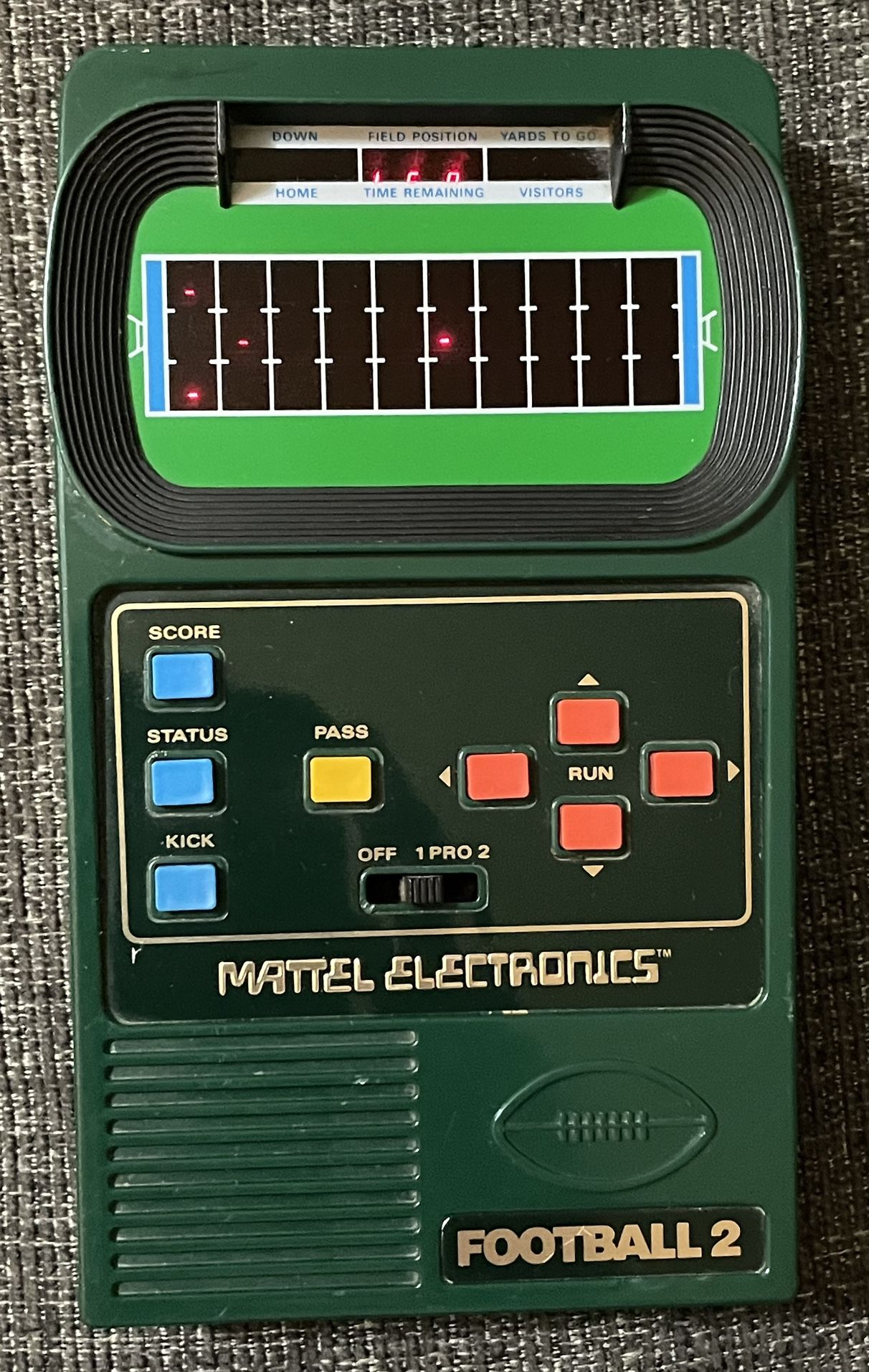 Mattel Electronics Football 2 Vintage 1978 Handheld Game. PRE-OWNED TESTED WORKS GREAT. $25.00