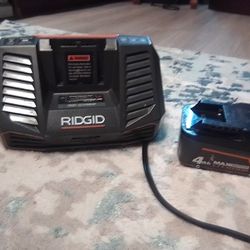 4 Ah Rigid Battery With Charger