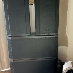 2X JBL SRX835P AND 2X JBL SRX828SP