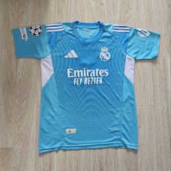 New Real Madrid Kids Goalkeeper Soccer Jersey Kids Youth Sizes Courtois