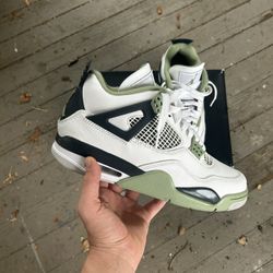 Jordan 4 Seafoam