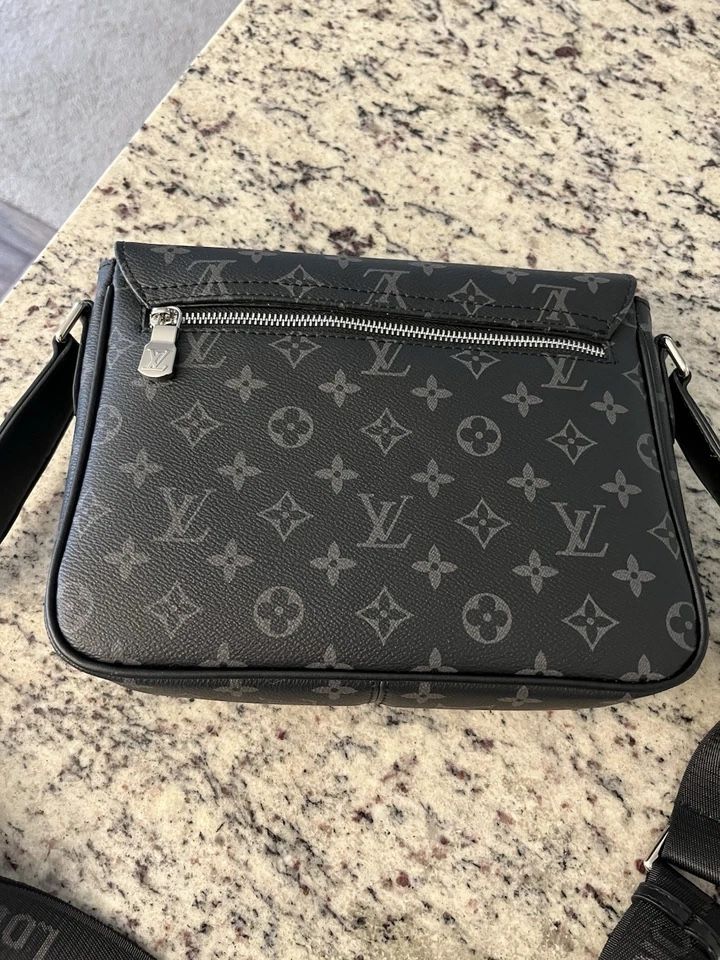 Louis Vuitton Bag District Pm