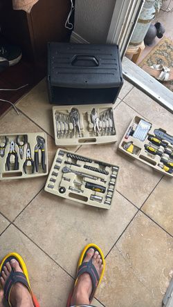 Mixed Tool Set with Carrying Case