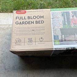 Keter Garden Bed ***New*** Annandale/ Maple Grove 
