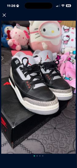 Jordan retro 3s