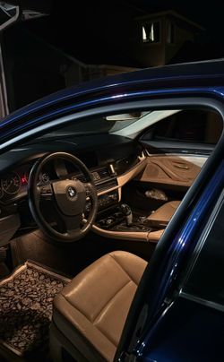 BMW 528i