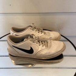 Nike Men’s White Black SB Skateboarding Shoes Sneakers Size 8.5