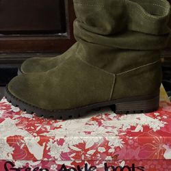 Green. Suede. Ankle Boots  Size 8