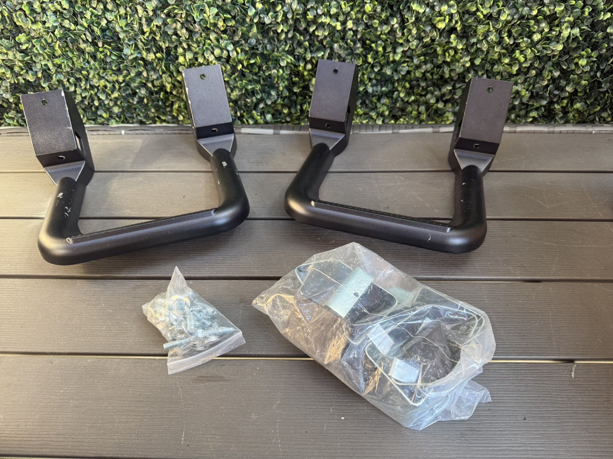 Pair Black Aluminum Side Hoop Steps Compatible With Most Pickups and SUV's, 12" L x 11" W x 8" H