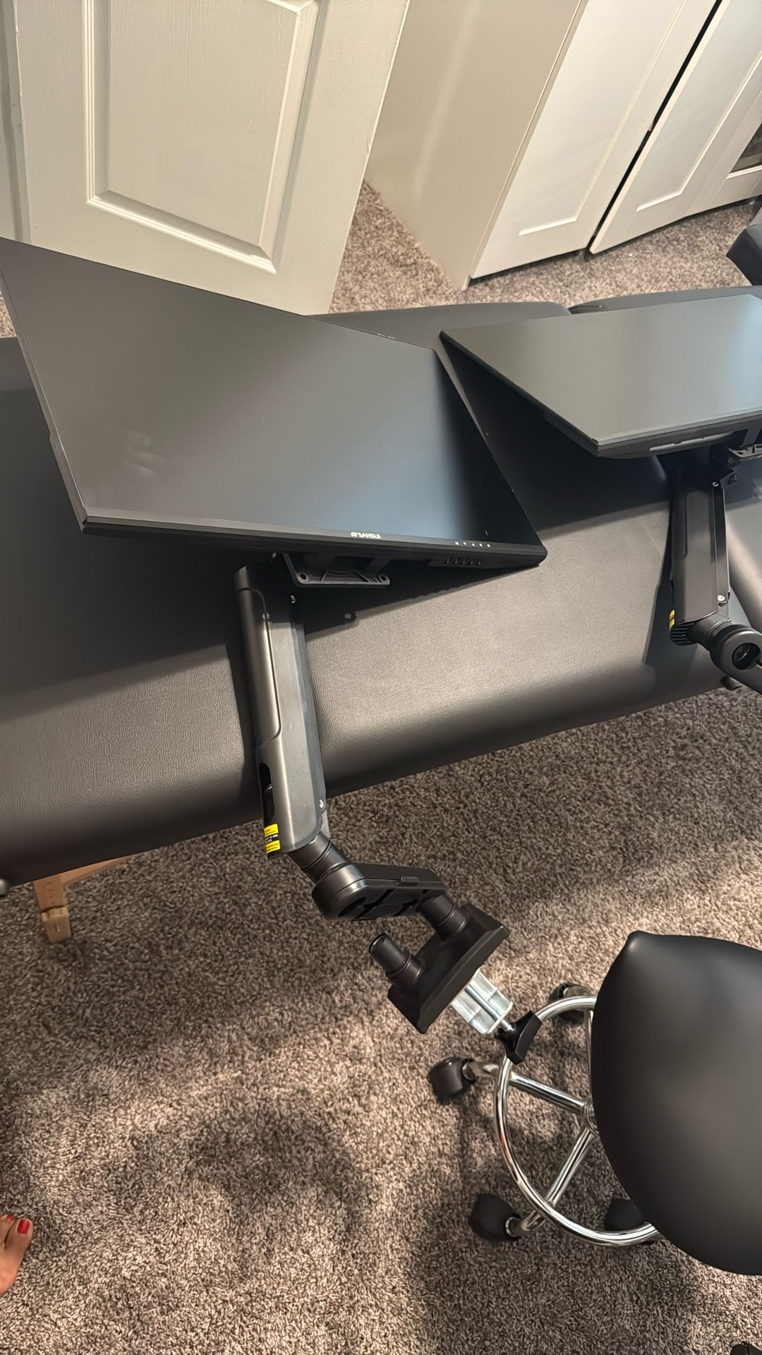 Dual Monitor Setups With Arms