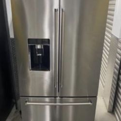 Kitchen Aid Fridge 36x27x70 Like New 