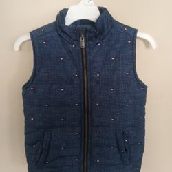 Tommy Hilfiger Puffy Vest.  Unisex. Size 6