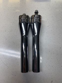 Chrome straight risers &  and foot pegs for Harley Davidson