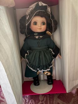 DISNEYTHE HAUNTED MANSION ADORA BELLE LE 1000 MARIE OSMOND DOLL NIB ALL LE PINS.