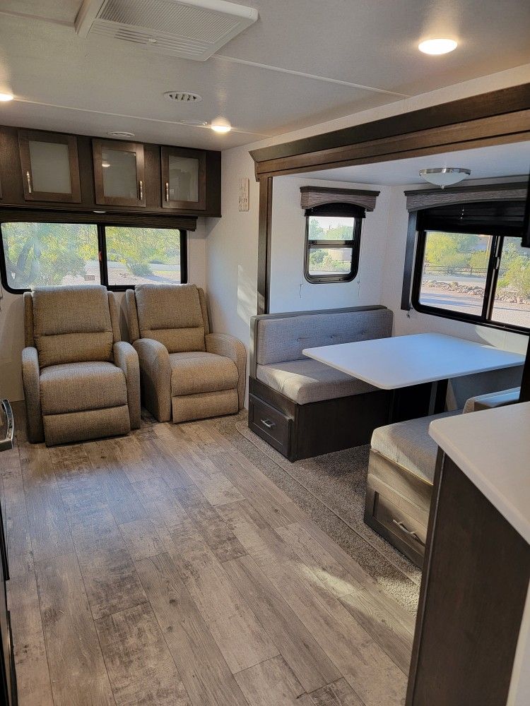 2019 Forest River Travel Trailer Sonoma T2408RL