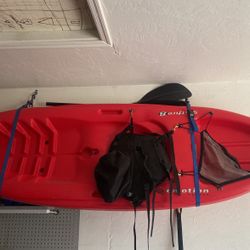 Emotion Spitfire 8 Kayak