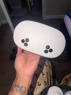 Meta Quest 3 VR Headset with Carrying Case