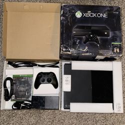 XBOX ONE CONSOLE WITH VIDEO GAME & CONTROLLER