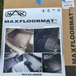 Jeep Grand Cherokee MAXLINER Custom Fit Floor Mats 