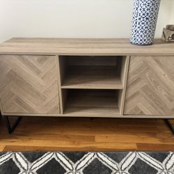 Tv Entertainment Or Console