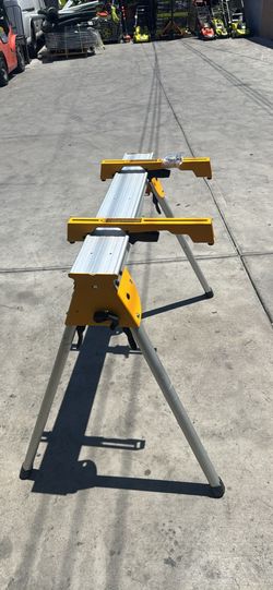 Dewalt stand