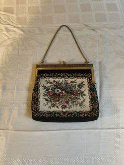 Vintage floral pattern purse