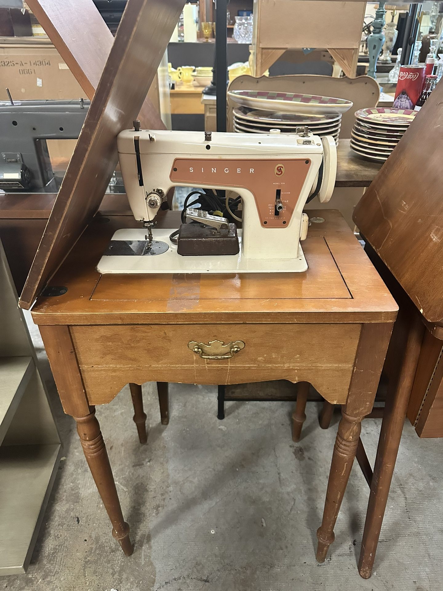 Singer Sewing Machine Cabinet and Machine