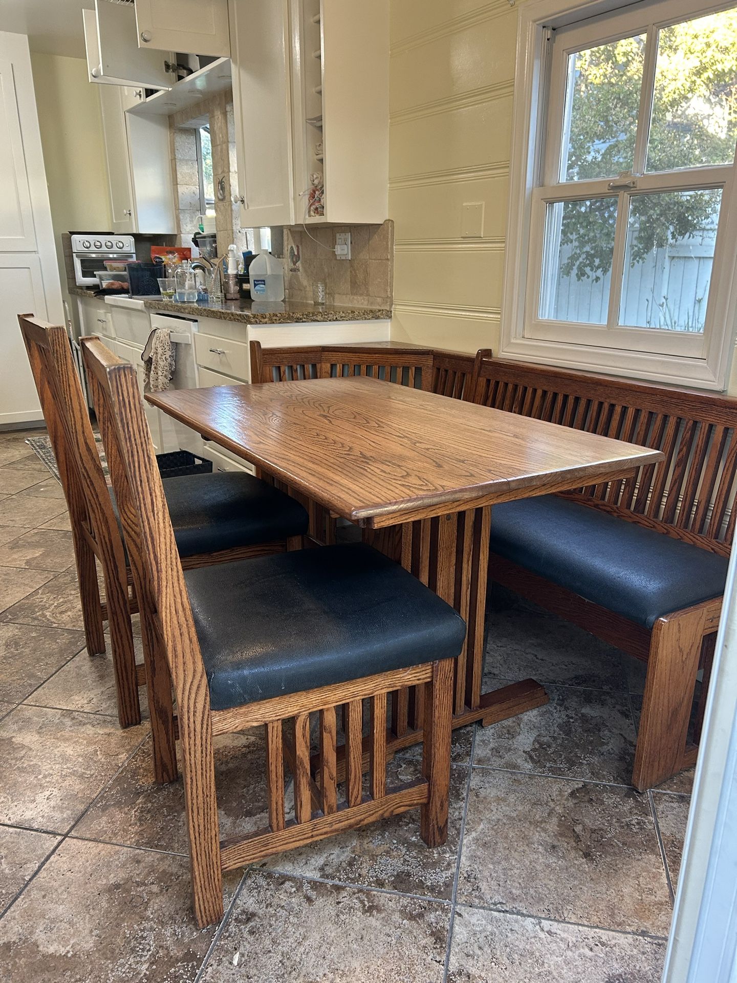 Corner Table