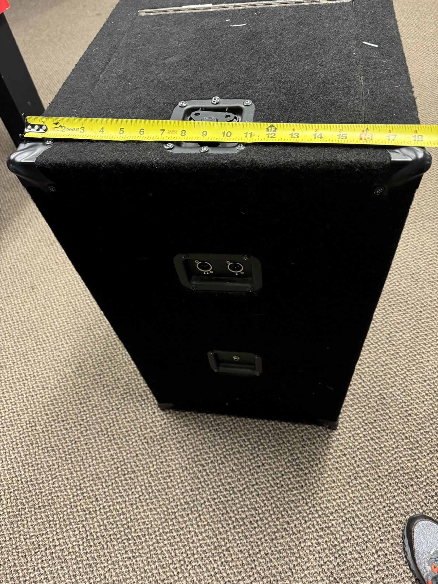 Guitar Speaker Cabinet