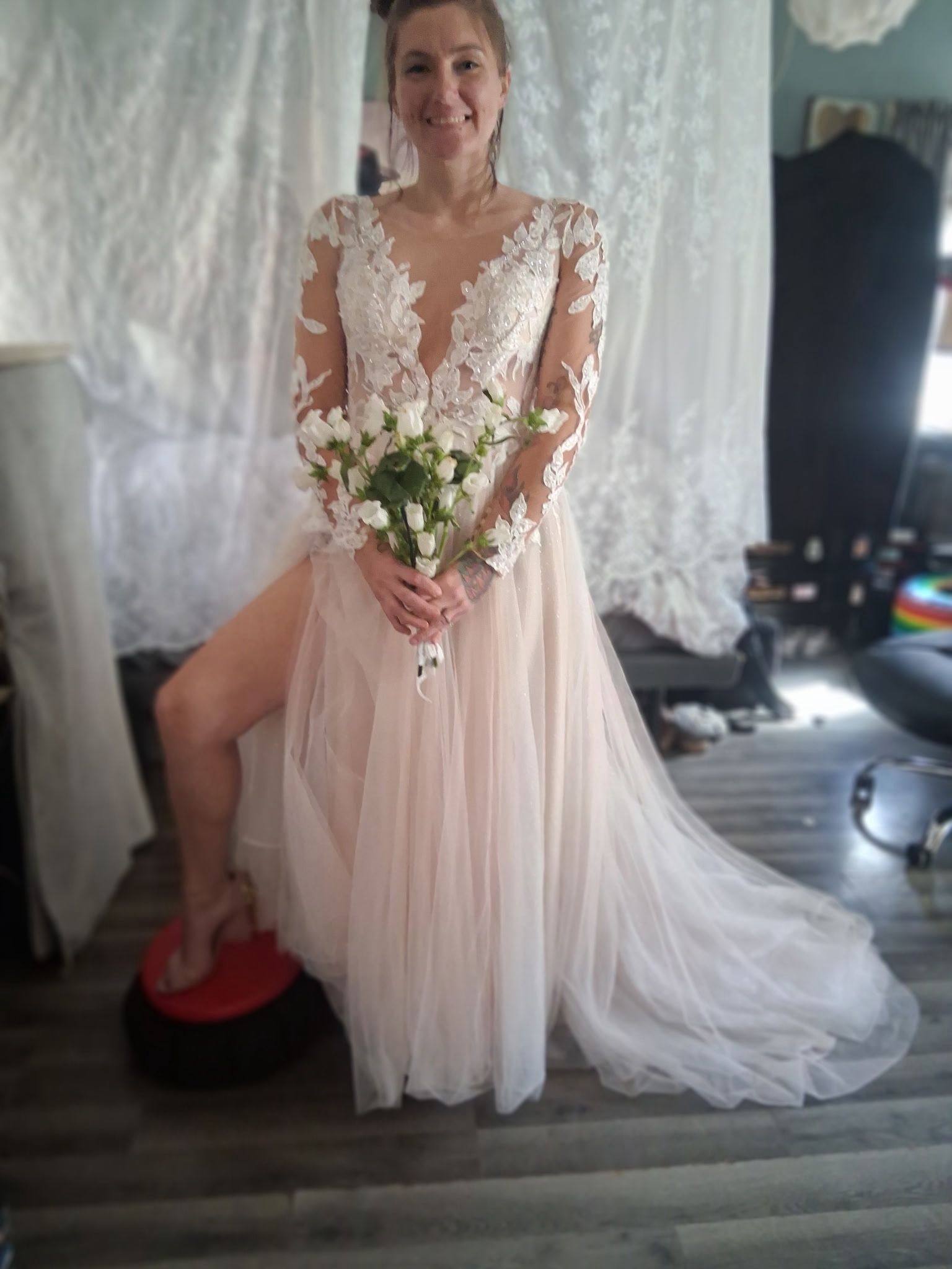Elegant Lace Wedding Gown