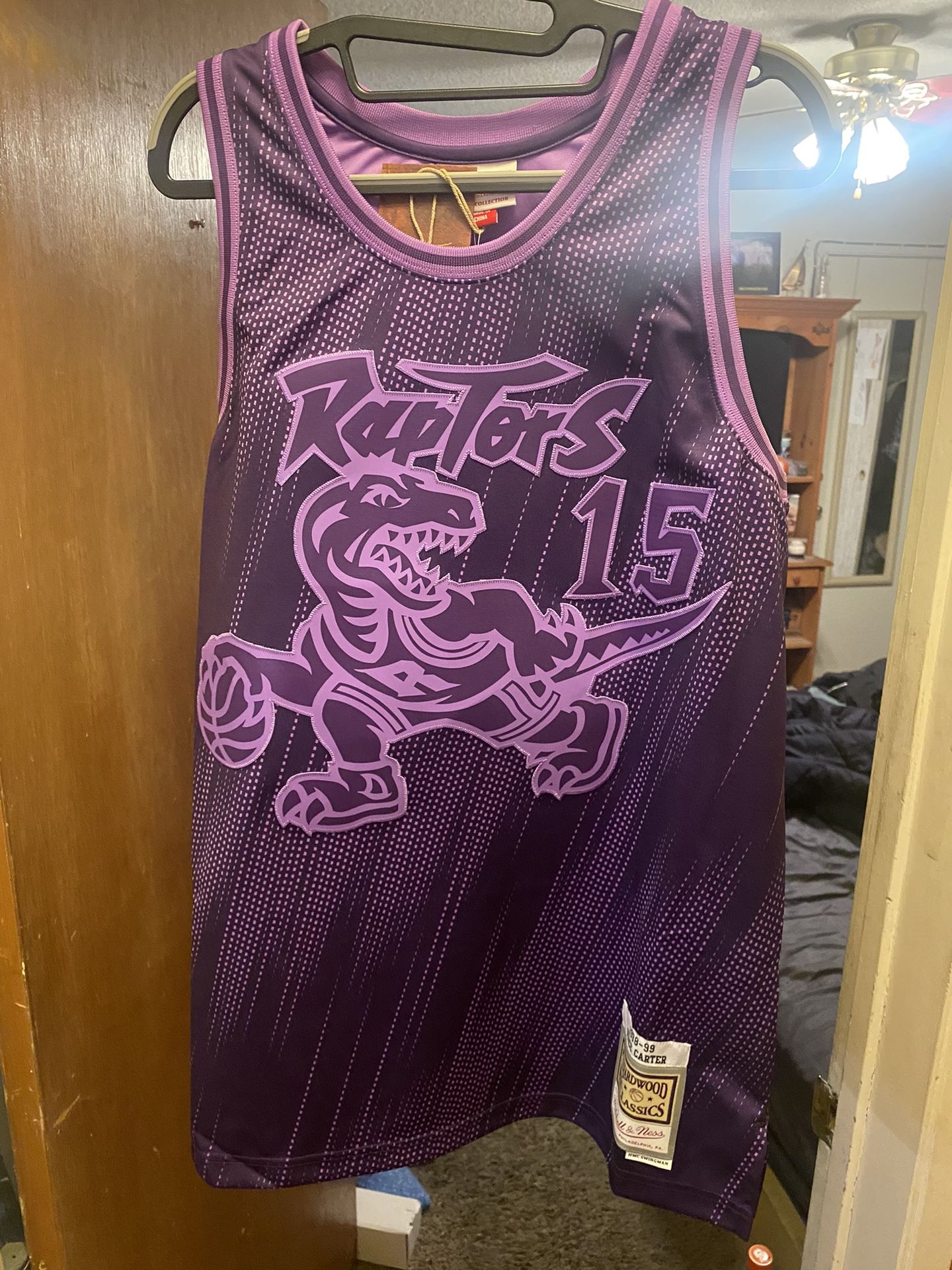 Mitchell & Ness Monochrome Toronto Raptors Vince Carter Throwback Jersey Size L