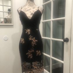 Fashion nova Black and gold Dress