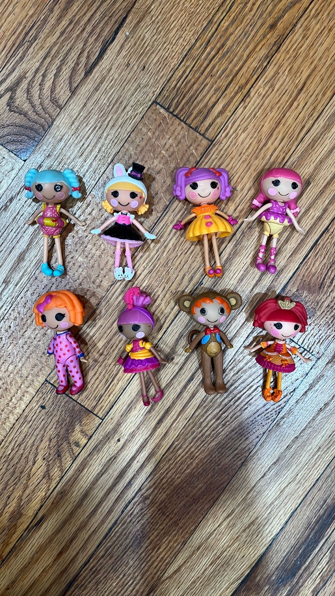 Lalaloopsy little dolls