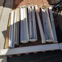 FREE 6 Ceiling or Wall LAMPS