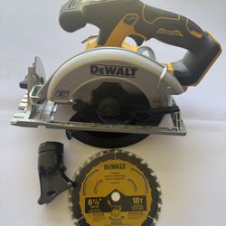 Dewalt XR 6 1/2 Circular Saw TOOL ONLY 