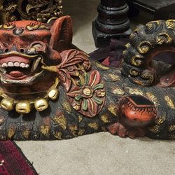 Pair Of Huge Chinese Foo Dogs Guardian Statues Hand Carved From Wood