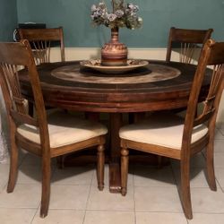 Rustic Style Dining Room