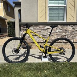 Santa Cruz Tallboy bicycle