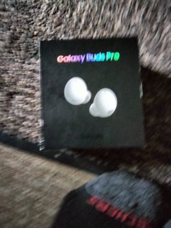 Brand New. Galaxy Buds 