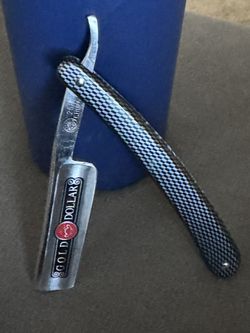 Straight Razor By Gold Dollar Brand 