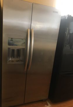 Kitchen Aid French Door Refrigerator