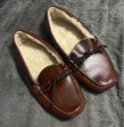 L. L. Bean Men’s Leather Double-Soled Slippers