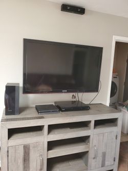 Samsung 46" tv